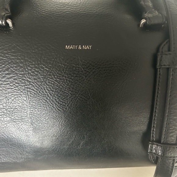 Matt & Nat 'Hapak' Small Weekender Bag - Picture 12 of 16